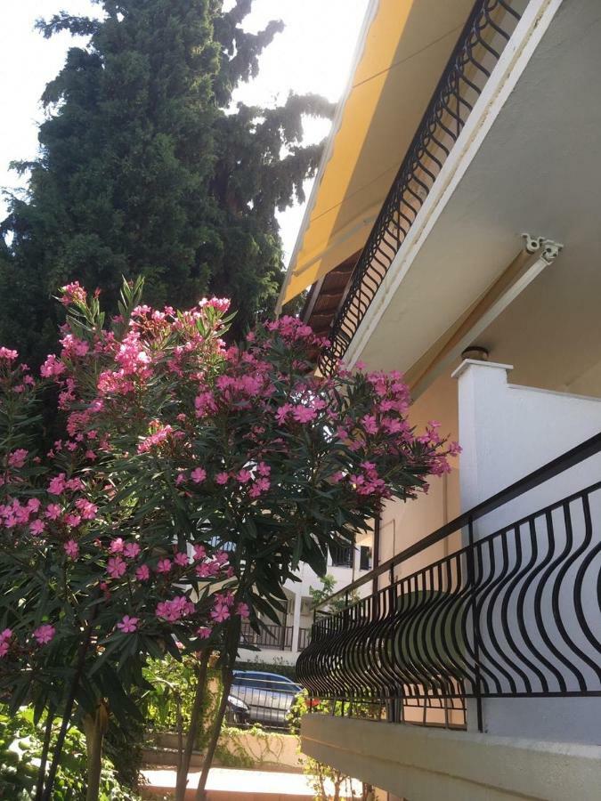 Marco'S Appartments Nea Poteidaia Bagian luar foto